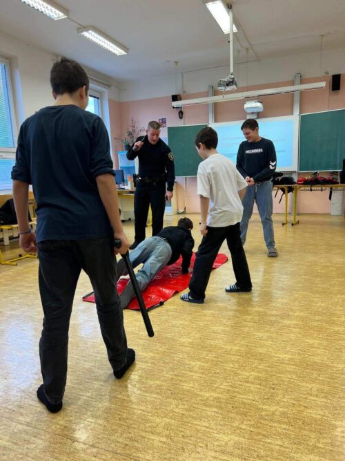 547628ee-88ad-47b0-861d-572f98cf6cb5