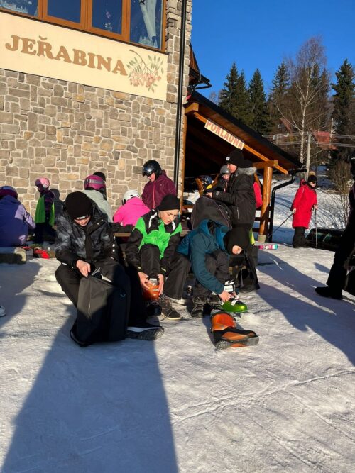 ae643d9d-33b0-4cfc-a4fb-c3858f691e00