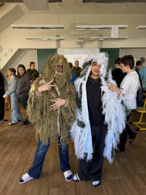 cf1f16b0-3591-48ad-87e7-a5bfe29b3be4